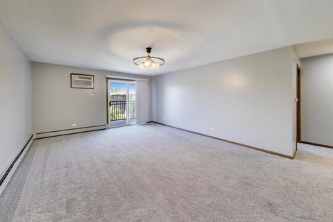 Tiny photo for 10428 Ridgeland Avenue #6, Chicago Ridge, IL 60415 (MLS # 12676698)