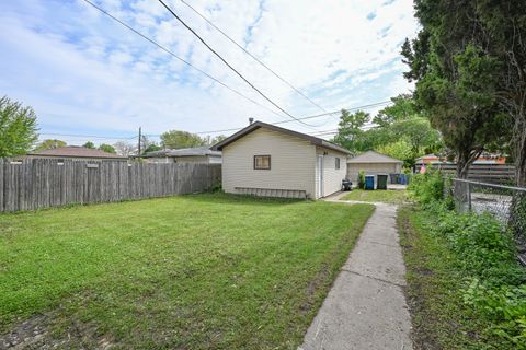 Tiny photo for 3211 GEORGE Street, Franklin Park, IL 60131 (MLS # 12645550)