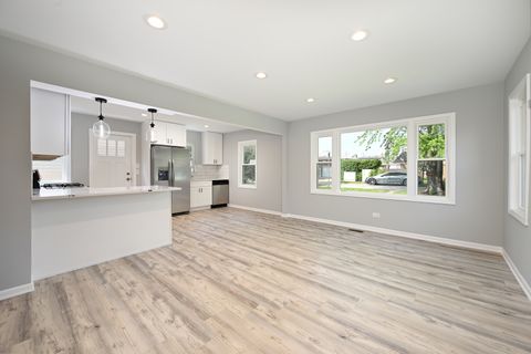 Tiny photo for 3211 GEORGE Street, Franklin Park, IL 60131 (MLS # 12645550)