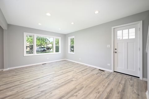 Tiny photo for 3211 GEORGE Street, Franklin Park, IL 60131 (MLS # 12645550)