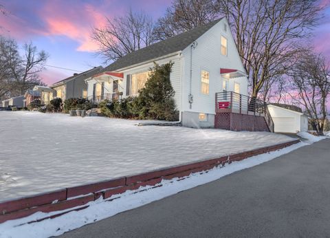A home in St. Charles