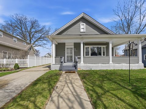 Photo of 2520 Walnut Street, Blue Island, IL 60406 (MLS # 12662176)