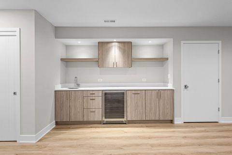 Tiny photo for 625 Wissing Lane, Glenview, IL 60025 (MLS # 12444395)