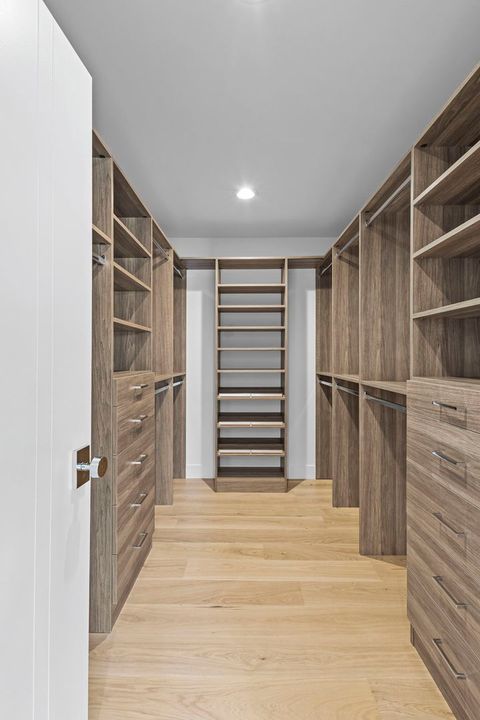 Tiny photo for 625 Wissing Lane, Glenview, IL 60025 (MLS # 12444395)