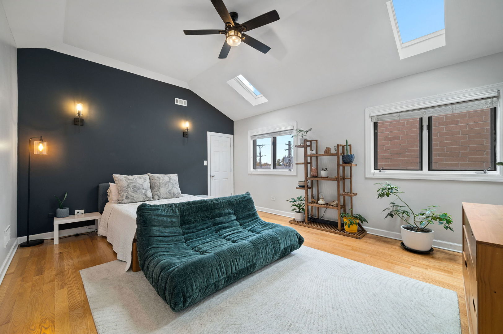 2455 W Arthington Street 3