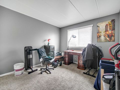 Tiny photo for 10210 Washington Avenue #103, Oak Lawn, IL 60453 (MLS # 12539529)