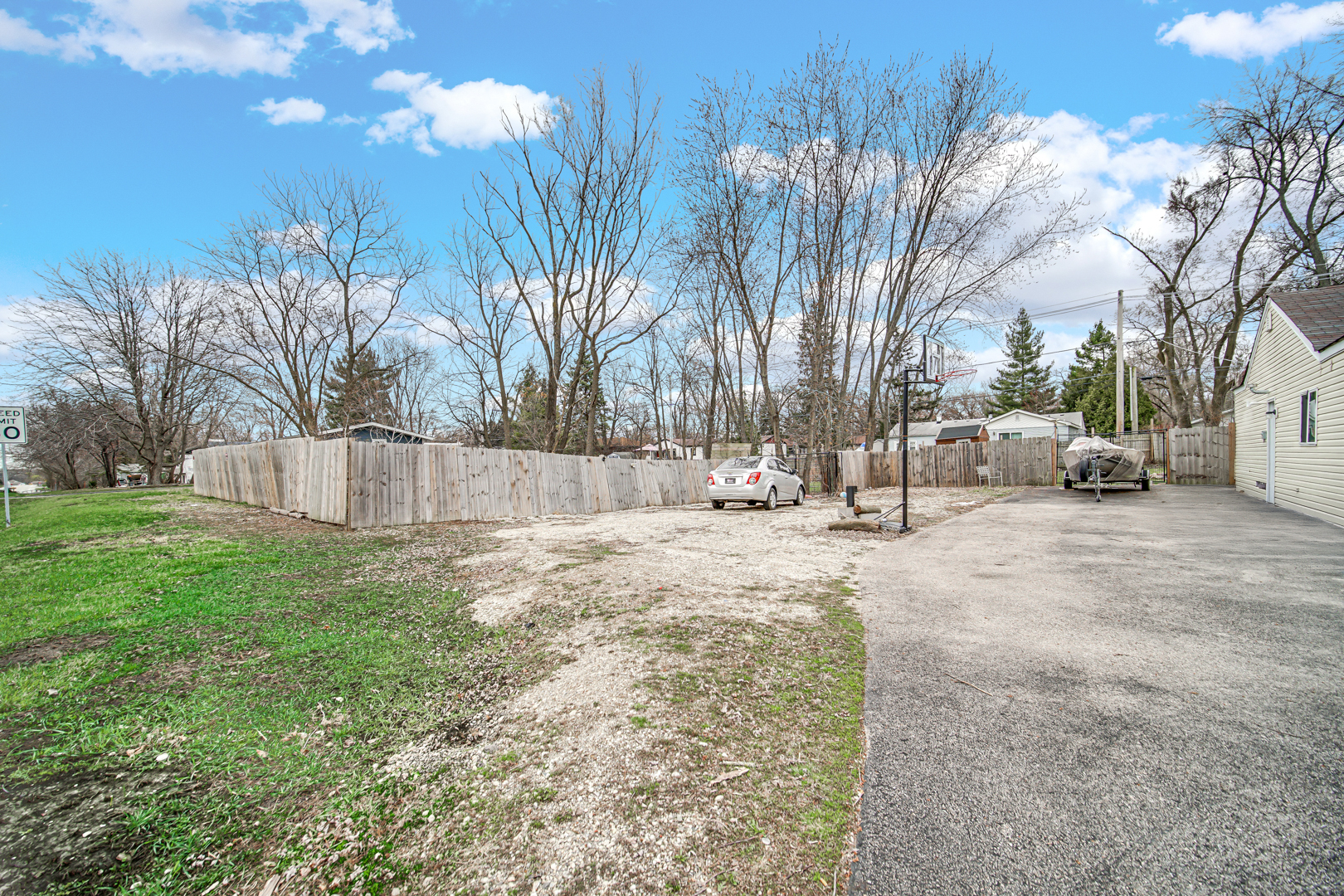21471 W Engle Drive