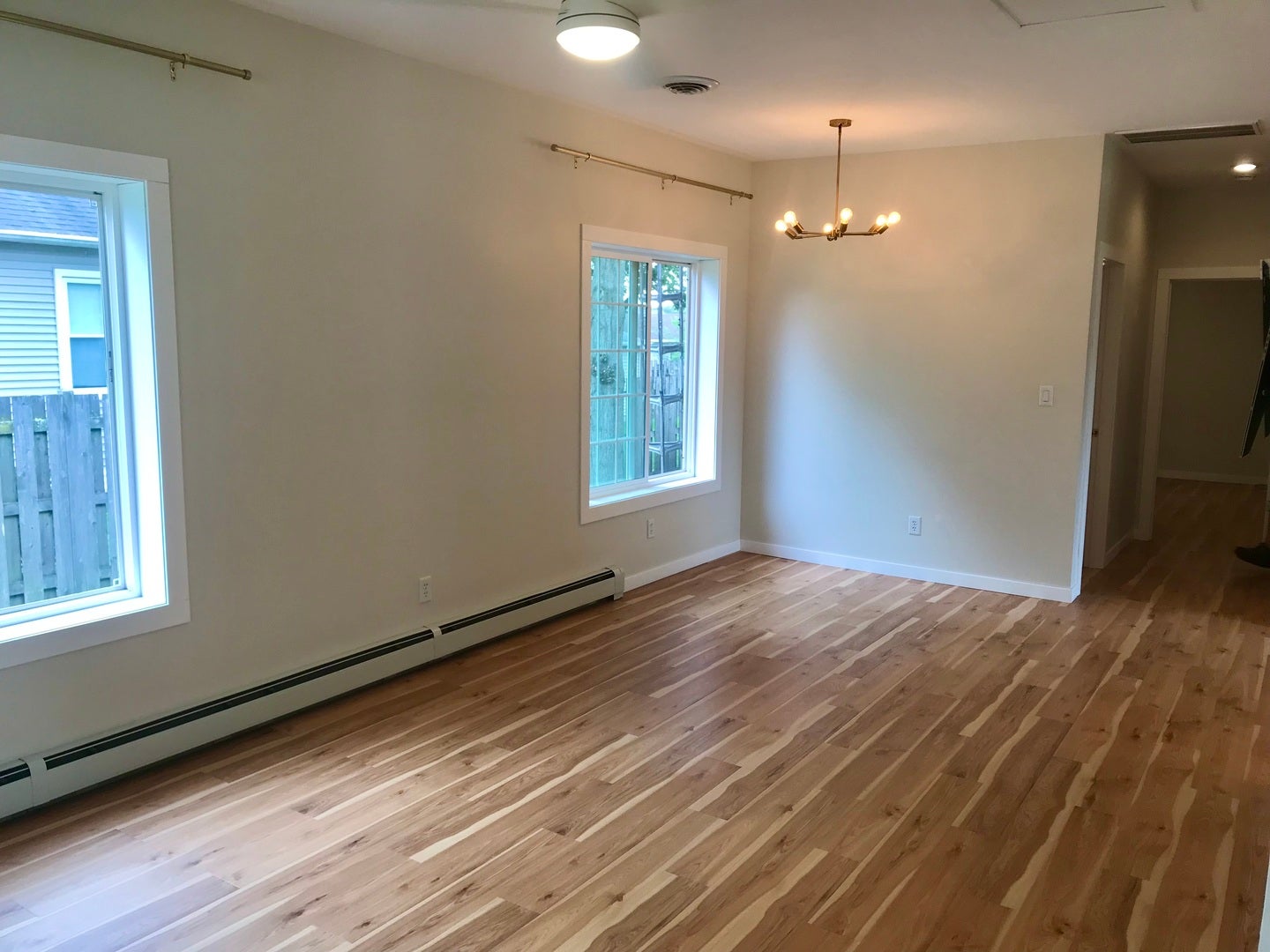 401 Oak Street
