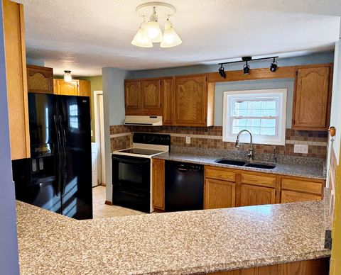 Tiny photo for 1062 Cedar Lane, Metropolis, IL 62960 (MLS # 12543897)