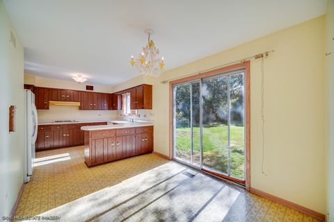 Tiny photo for 7415 W Ute Lane, Palos Heights, IL 60463 (MLS # 12509230)