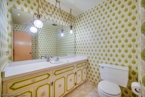 Tiny photo for 7415 W Ute Lane, Palos Heights, IL 60463 (MLS # 12509230)