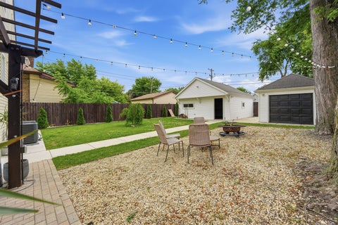 Tiny photo for 2621 Orchard Street, Blue Island, IL 60406 (MLS # 12732874)