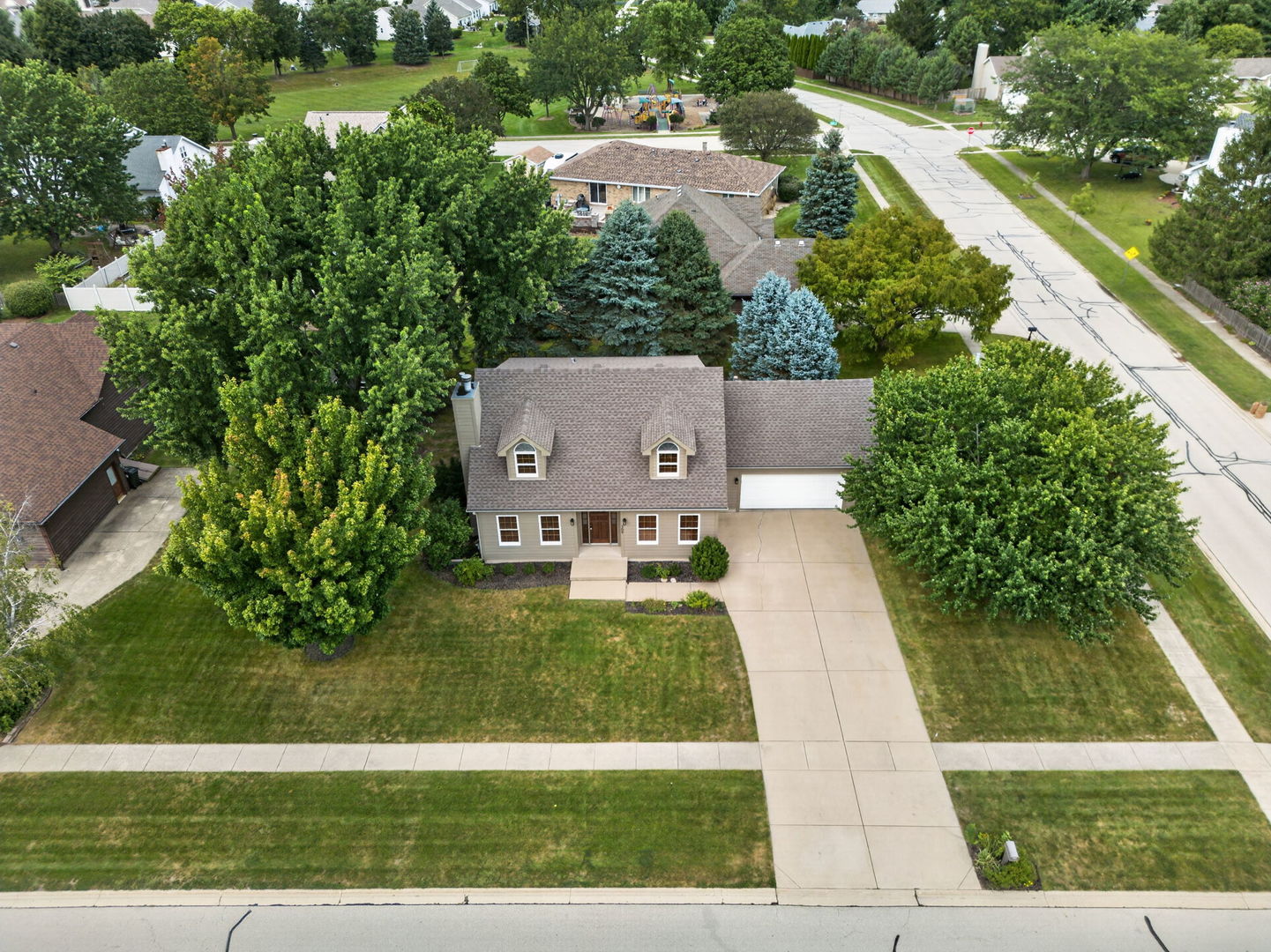 309 E Somonauk Street