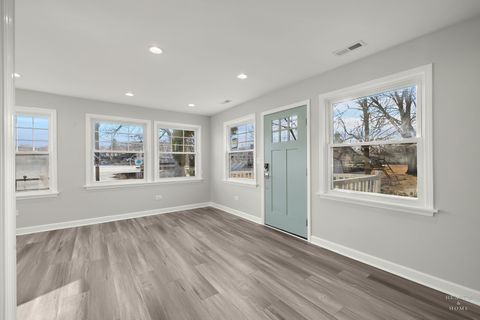 Tiny photo for 31 Lakeside Lane, Fox Lake, IL 60020 (MLS # 12581872)