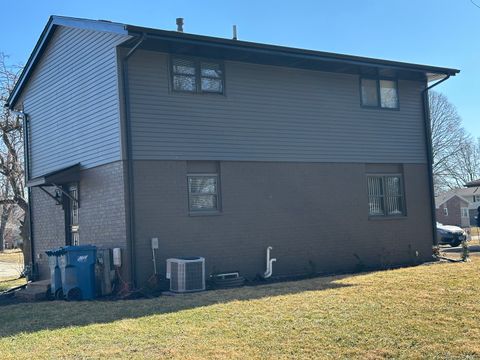 Tiny photo for 1147 N Chicago Avenue, Kankakee, IL 60901 (MLS # 12571967)