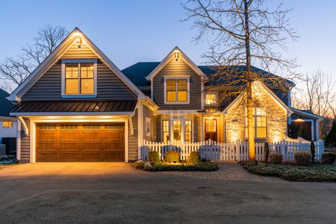864 N Bennett Street Geneva IL 60134