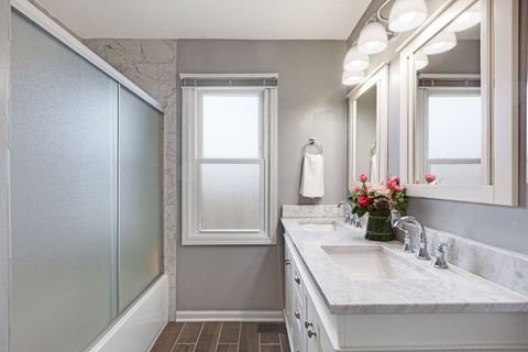 Tiny photo for 2212 Magnolia Court W, Buffalo Grove, IL 60089 (MLS # 12612474)