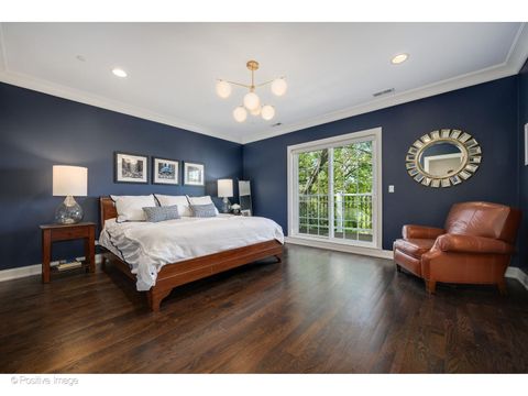 Tiny photo for 1916 Washington Avenue, Wilmette, IL 60091 (MLS # 12624337)
