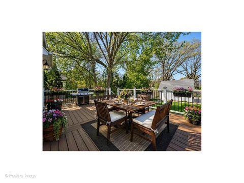 Tiny photo for 1916 Washington Avenue, Wilmette, IL 60091 (MLS # 12624337)