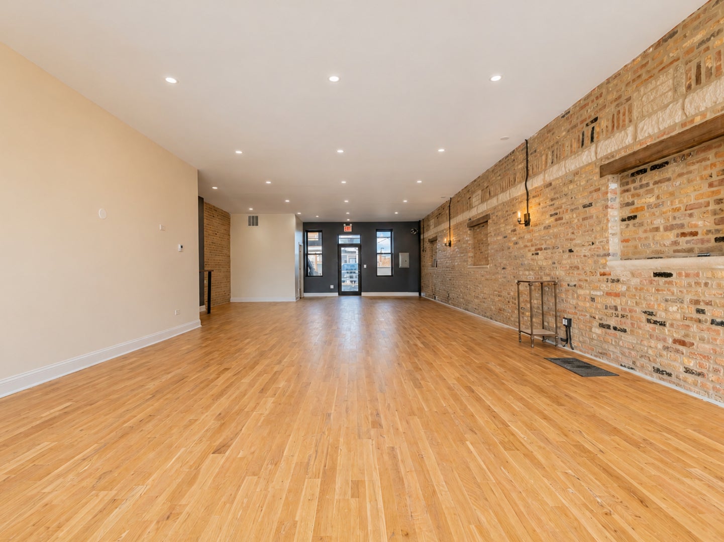 2552 W 59th Street