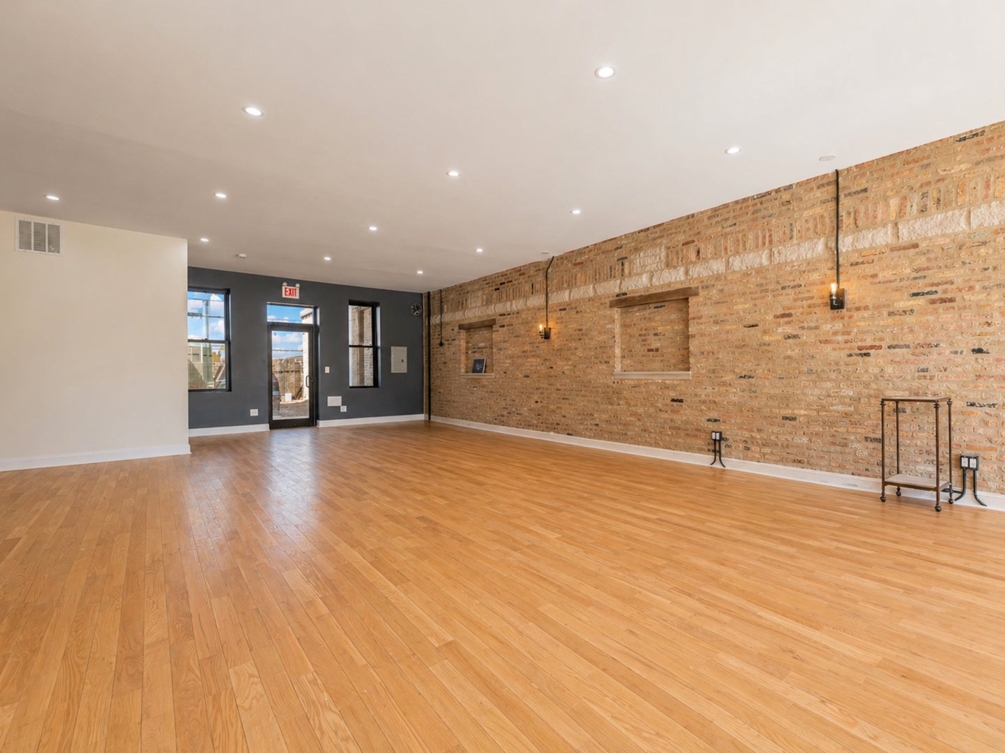 2552 W 59th Street