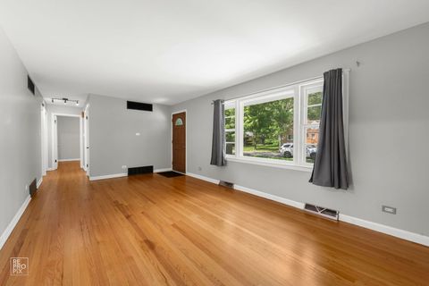 Tiny photo for 22431 Lawndale Avenue, Richton Park, IL 60471 (MLS # 12402936)