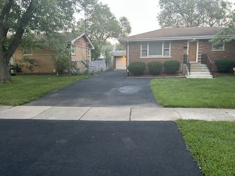 Tiny photo for 22431 Lawndale Avenue, Richton Park, IL 60471 (MLS # 12402936)