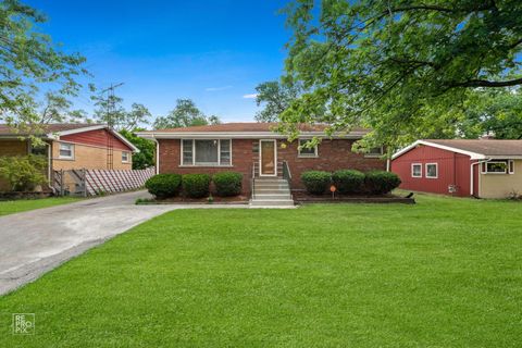 Photo of 22431 Lawndale Avenue, Richton Park, IL 60471 (MLS # 12402936)
