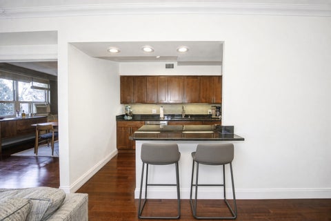 Tiny photo for 3180 N Lake Shore Drive #4H, Chicago, IL 60657 (MLS # 12793548)