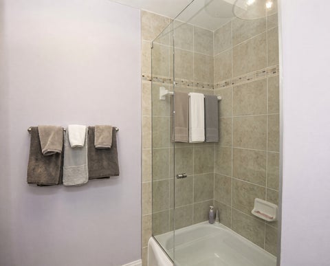 Tiny photo for 3180 N Lake Shore Drive #4H, Chicago, IL 60657 (MLS # 12793548)