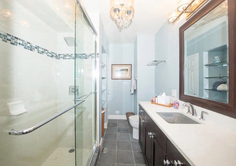 Tiny photo for 3180 N Lake Shore Drive #4H, Chicago, IL 60657 (MLS # 12793548)