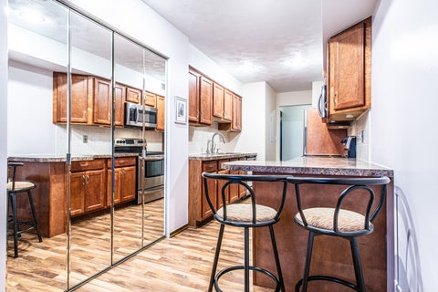 Tiny photo for 601 W Huntington Common Road #201, Mount Prospect, IL 60056 (MLS # 12742783)