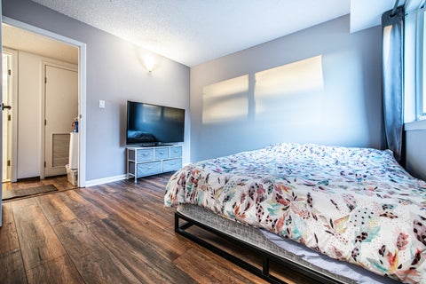 Tiny photo for 601 W Huntington Common Road #201, Mount Prospect, IL 60056 (MLS # 12742783)