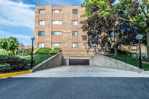 Tiny photo for 601 W Huntington Common Road #201, Mount Prospect, IL 60056 (MLS # 12742783)