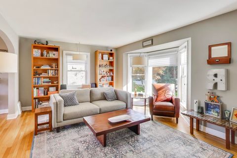 Tiny photo for 4222 N Claremont Avenue, Chicago, IL 60618 (MLS # 12577262)