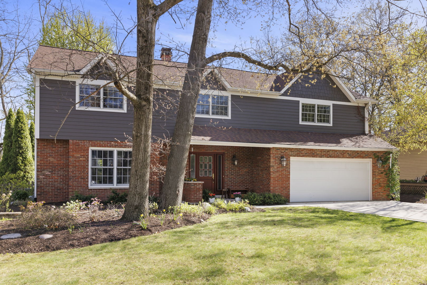 2135 Oak Hill Drive