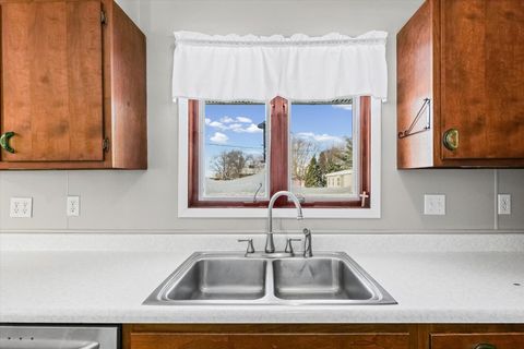 Tiny photo for 88 County Road 2000 N, Mahomet, IL 61853 (MLS # 12533395)