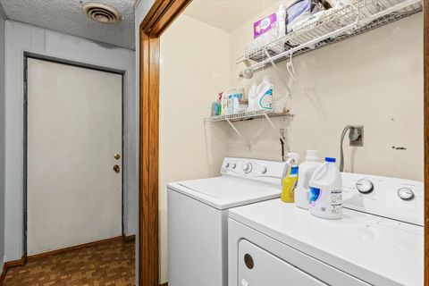 Tiny photo for 88 County Road 2000 N, Mahomet, IL 61853 (MLS # 12533395)