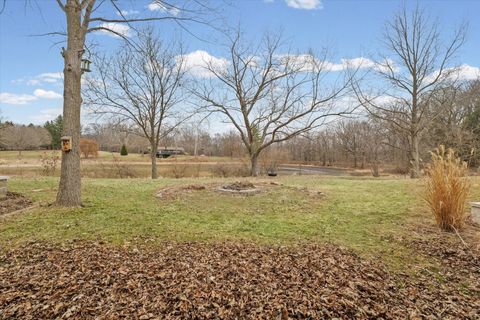 Tiny photo for 88 County Road 2000 N, Mahomet, IL 61853 (MLS # 12533395)