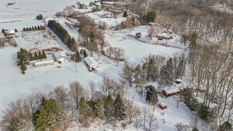 Tiny photo for 88 County Road 2000 N, Mahomet, IL 61853 (MLS # 12533395)