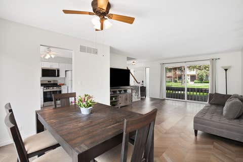 Tiny photo for 21 Kyle Court, Willowbrook, IL 60527 (MLS # 12718921)