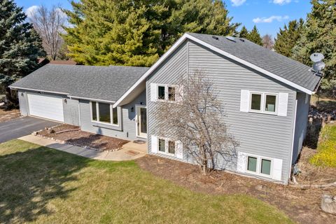 Tiny photo for 568 PAMELA Court, Gilberts, IL 60136 (MLS # 12593762)