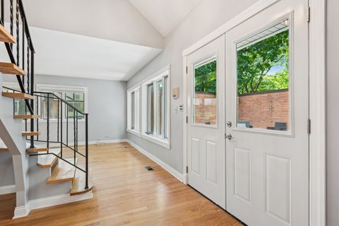 Tiny photo for 2 Croydon on Duxbury Street, Rolling Meadows, IL 60008 (MLS # 12566776)