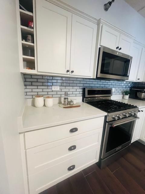 Tiny photo for 3303 Grove Avenue #306, Berwyn, IL 60402 (MLS # 12618957)