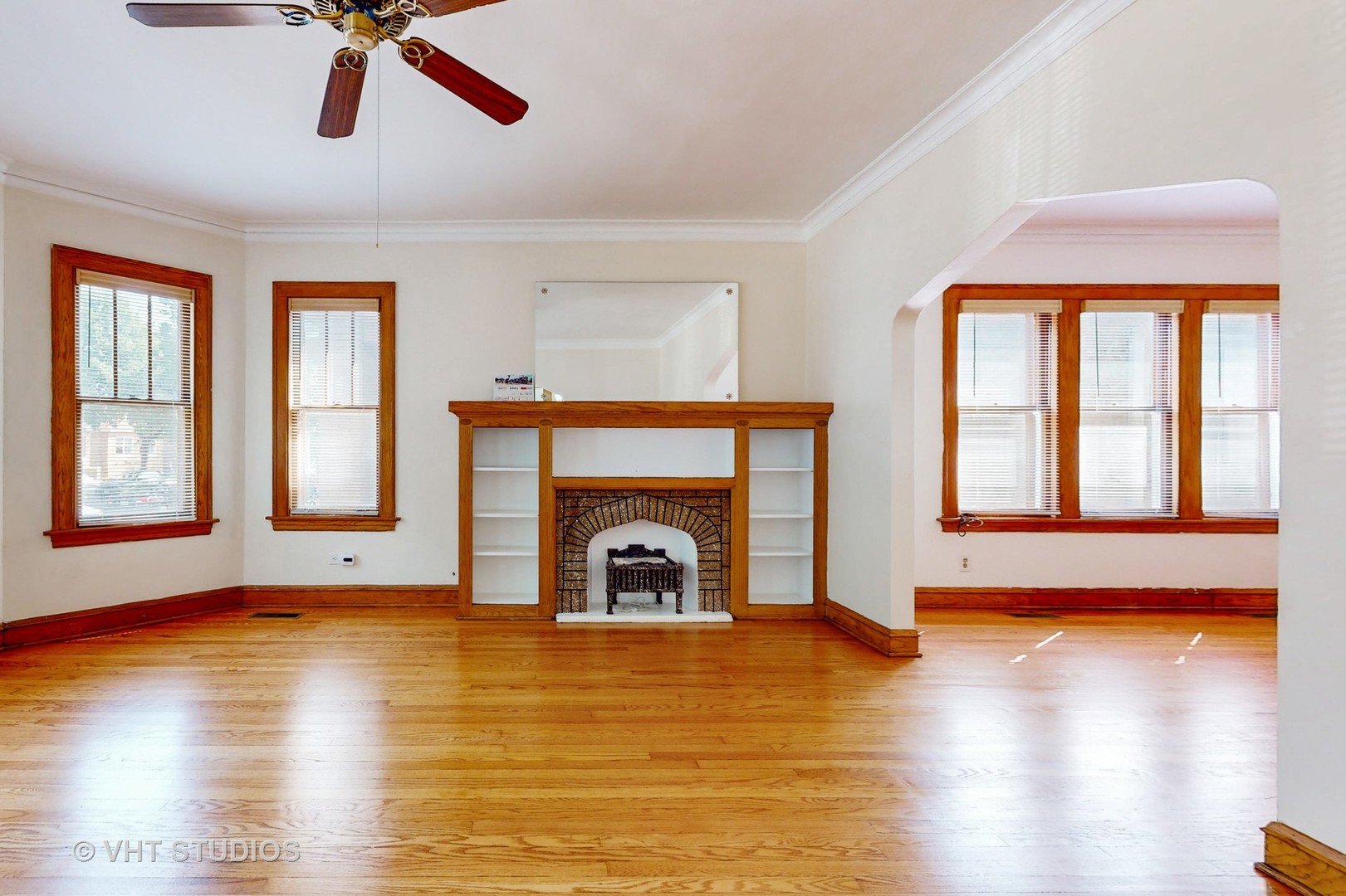 3028 N Kostner Avenue