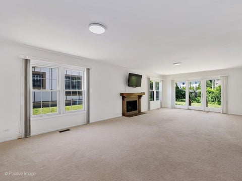 Tiny photo for 1039 Oakview Drive, Wheaton, IL 60187 (MLS # 12673817)
