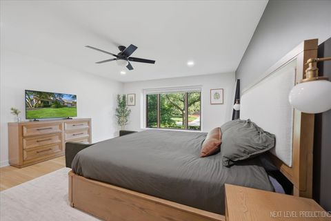 Tiny photo for 510 De Lasalle Avenue, Naperville, IL 60565 (MLS # 12687663)