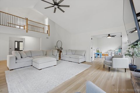 Tiny photo for 510 De Lasalle Avenue, Naperville, IL 60565 (MLS # 12687663)