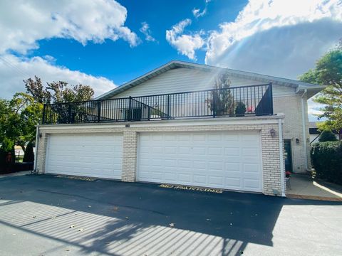 Tiny photo for 1306 S New Wilke Road #2B, Arlington Heights, IL 60005 (MLS # 12529115)