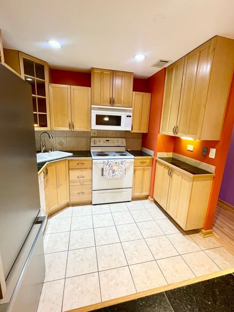 Tiny photo for 1306 S New Wilke Road #2B, Arlington Heights, IL 60005 (MLS # 12529115)